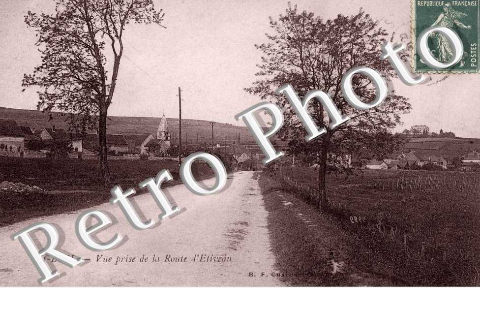 Vue prise de la route d&#039;Etiveau