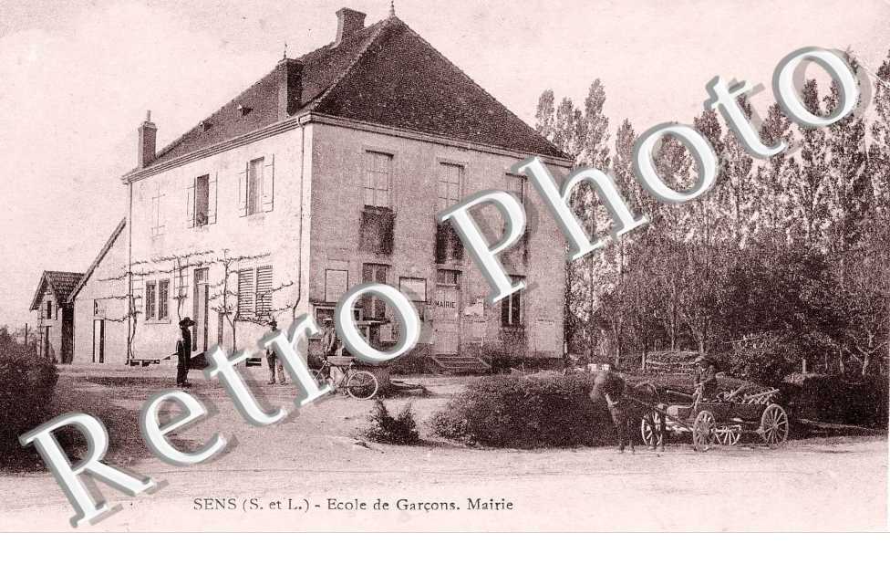 Ecole de garcon - la mairie