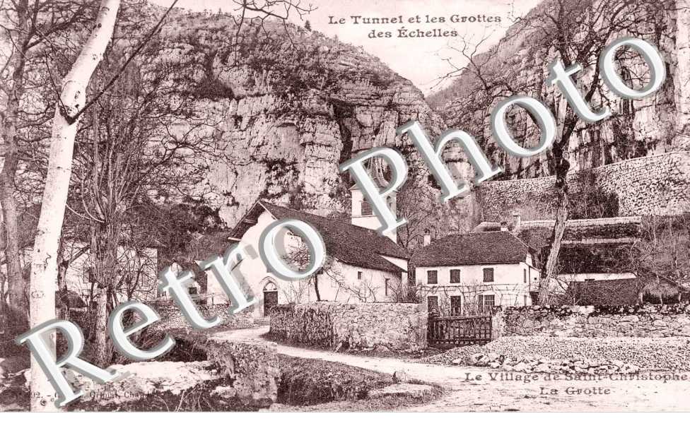 Le Tunnel et les Grottes des Echelles