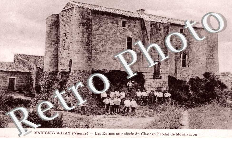 Les ruines du château féodal de Montfaucon