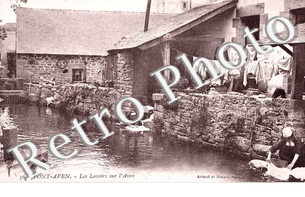 LES LAVOIRS SUR L'AVEN