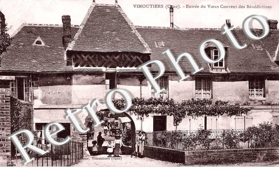ENTREE VIEUX COUVENT des Benedictines