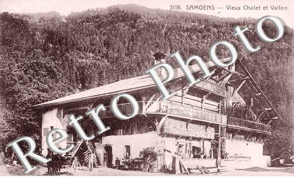 Vieux chalet et Vallon