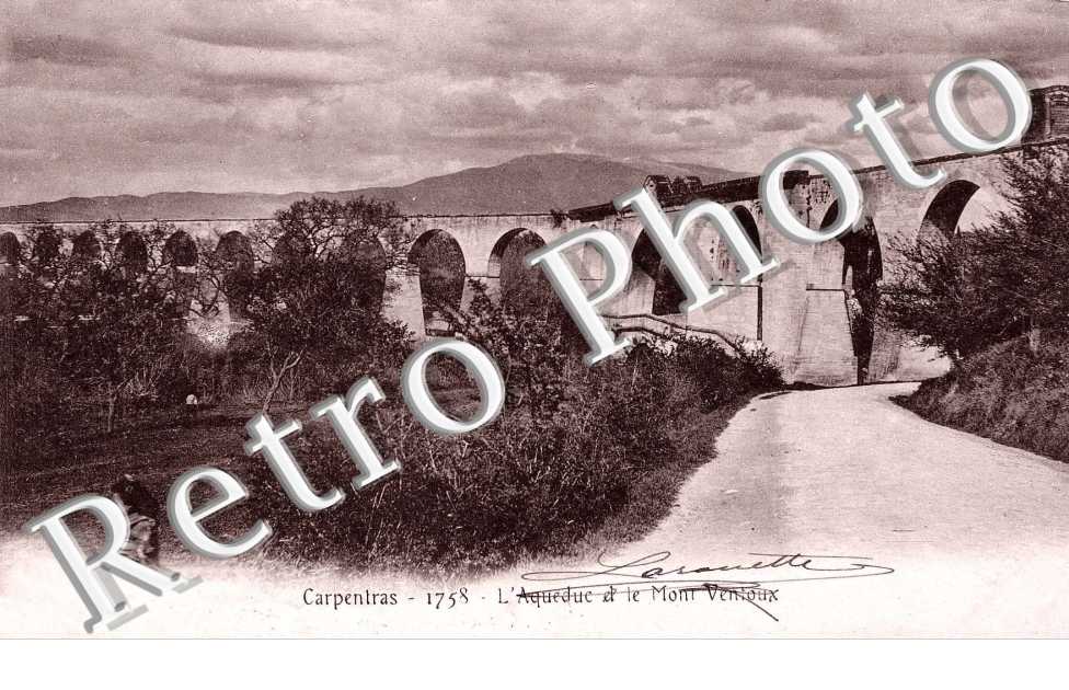 l'Aqueduc et le Mont-Ventoux