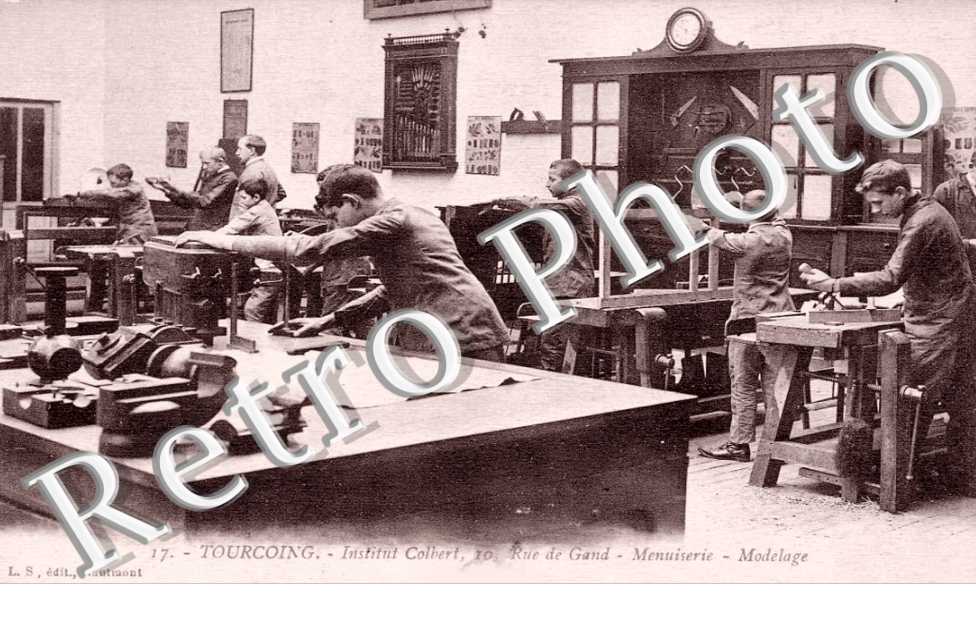 Institut Colbert - Rue de Gand - menuiserie - modelage