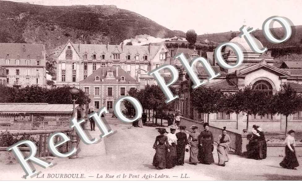 La Rue et le Pont Agis Ledru
