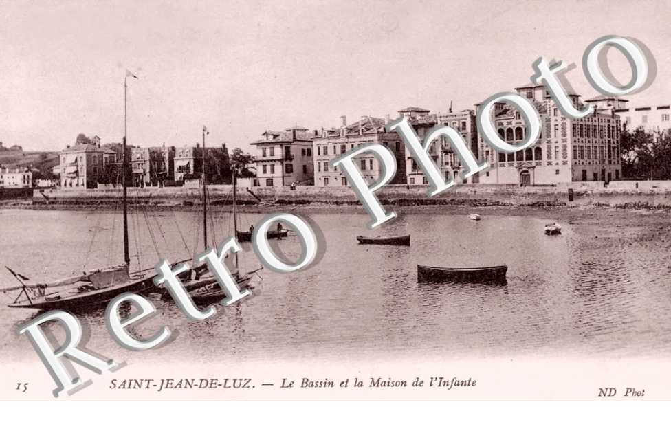 le bassin et la Maison de l&#039;Infante