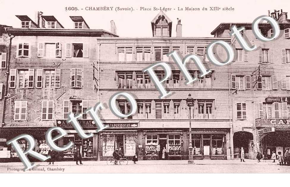Place Saint Leger, Maison du XIIIe siecle