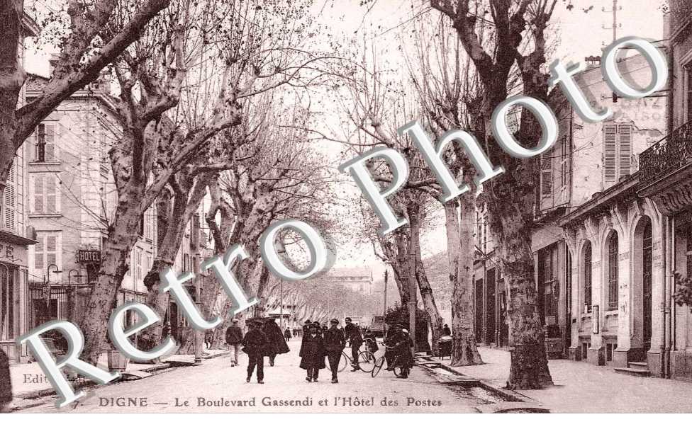 Boulevard Gassendi et l'hotel des postes