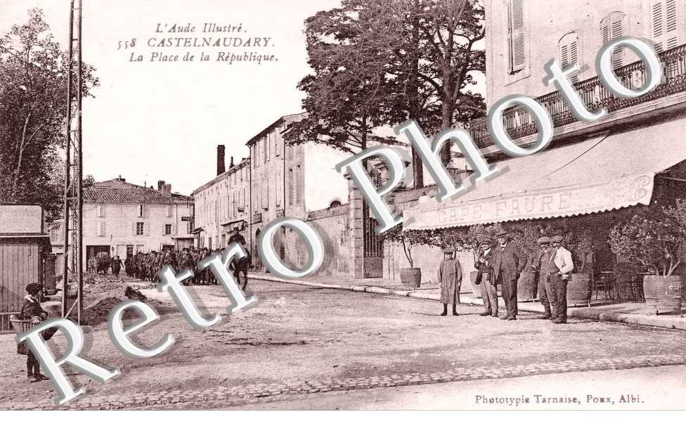 la place de la republique - cafe Faure