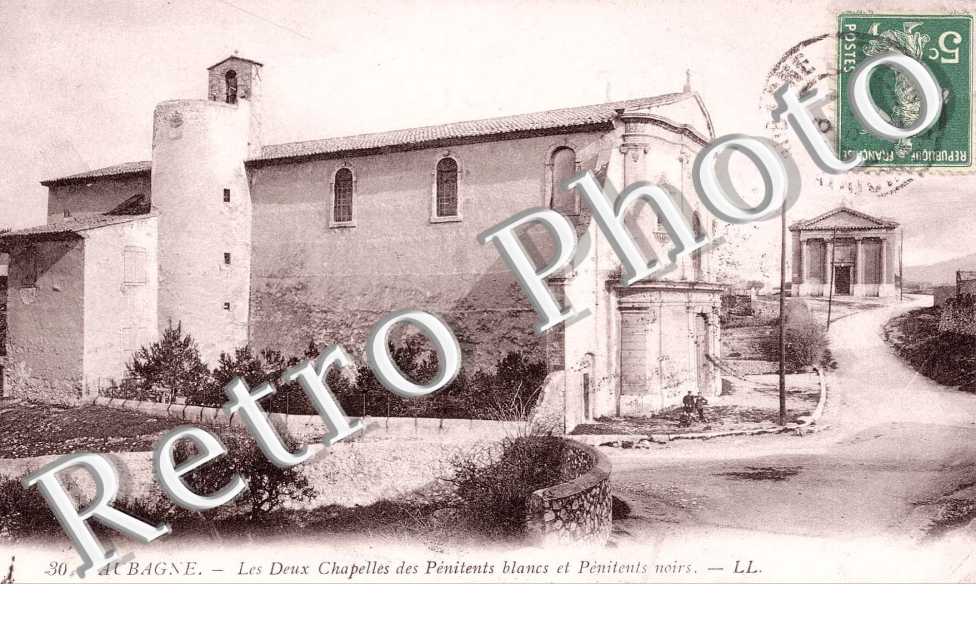 Les Deux Chapelles des Penitents Blancs et Penitents noirs