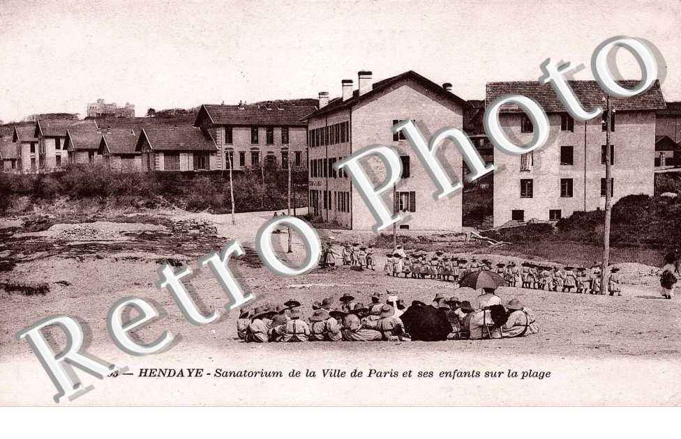Sanatorium de la ville de paris et ses enfants sur la plage