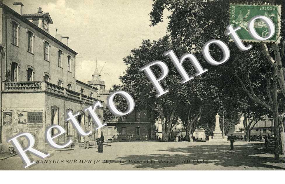 la place et la mairie