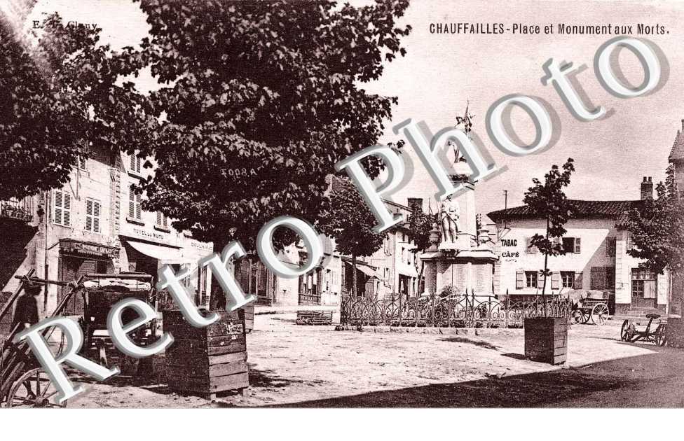 Place et monument aux morts