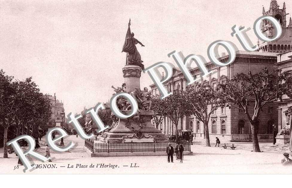 La Place de l&#039;Horloge