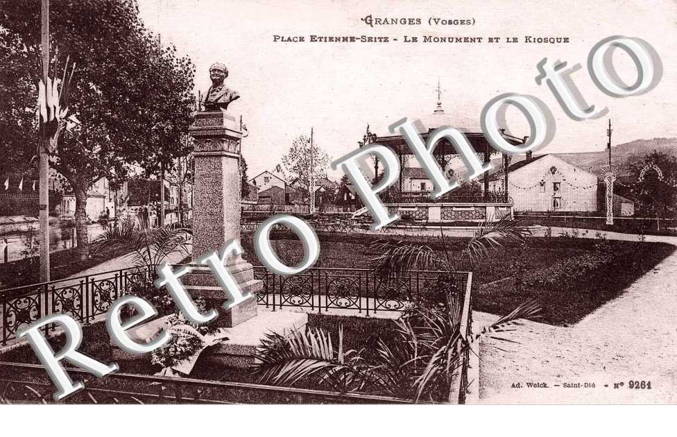 Place Etienne-Seitz - le monument et le kiosque