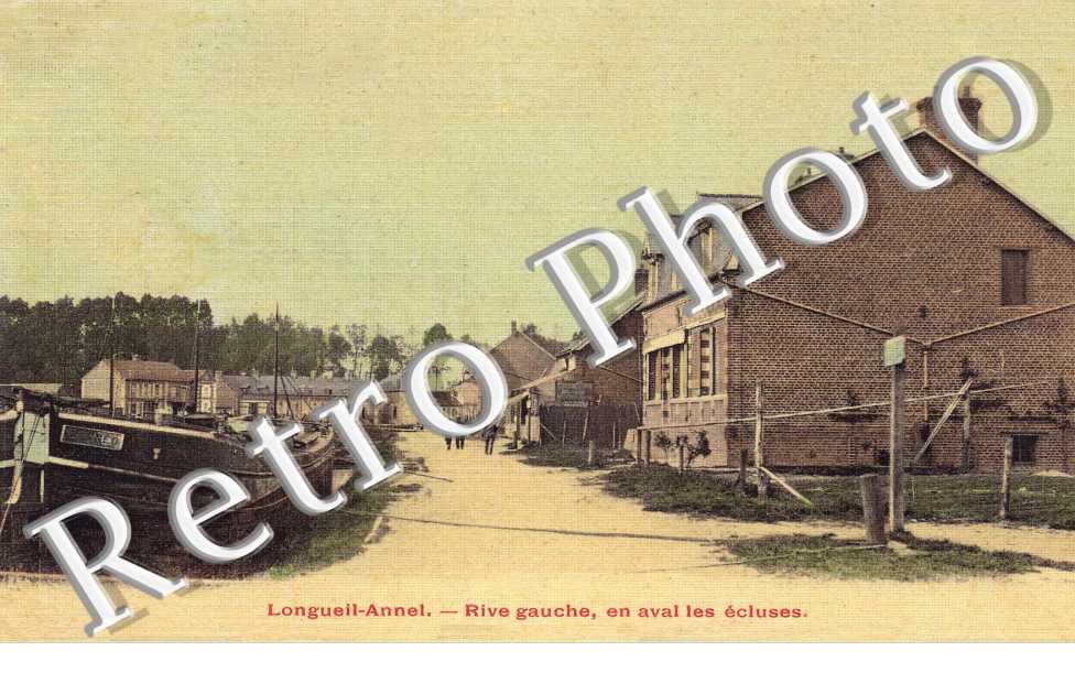 rive gauche, en aval les ecluses