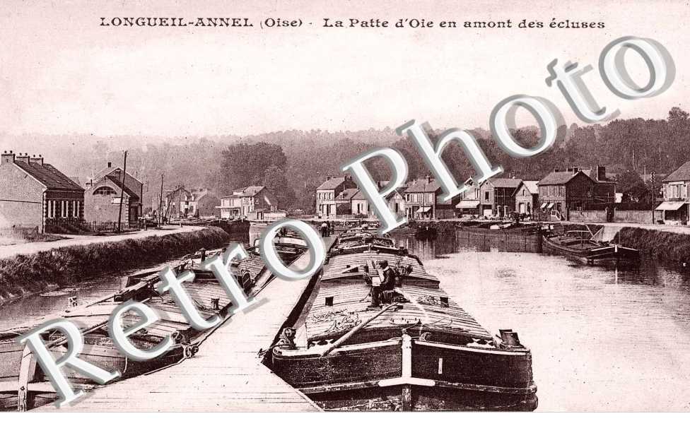 la patte d'oie en amont des ecluses