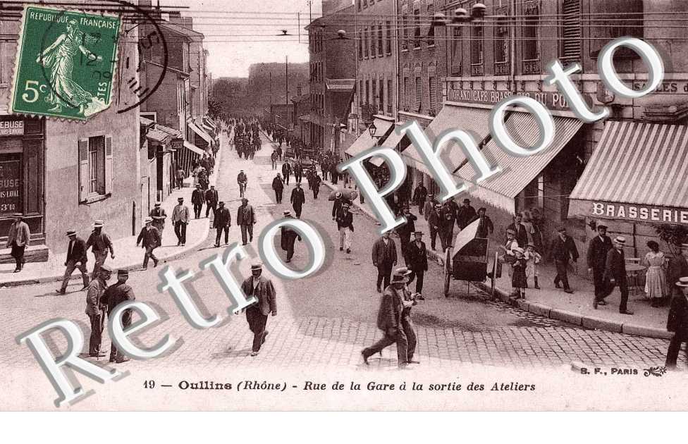 rue de la gare a la sortie des Ateliers