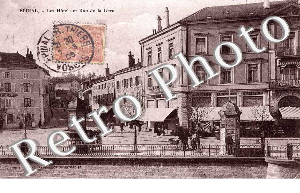 LES HOTELS ET RUE DE LA GARE