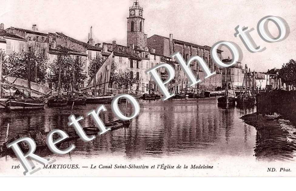 le canal saint sebastien et l&#039;eglise de la madeleine