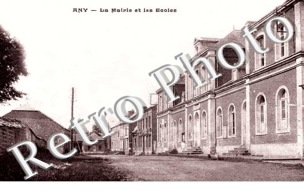 la mairie et les ecoles