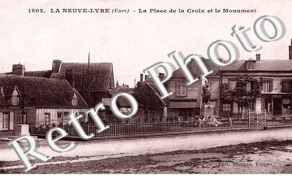la place de la croix et le monument