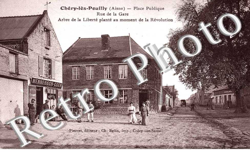 place publique, rue de la Gare