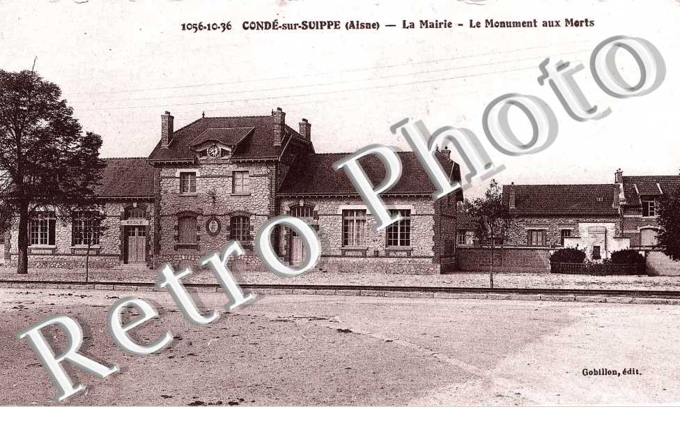 La Mairie et le Monument aux Morts