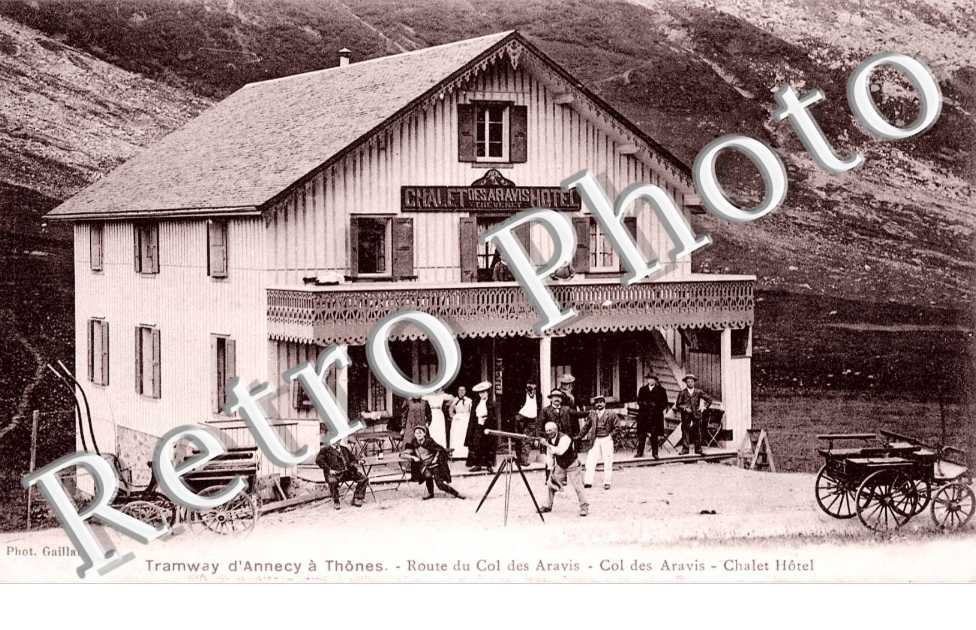 Tramway d'annecy a Thones - Route du Col des Aravis - Chalet hotel