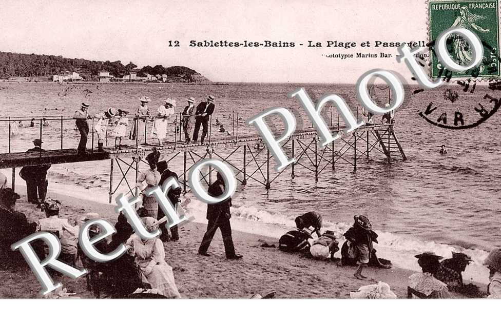 la Plage et passerelle