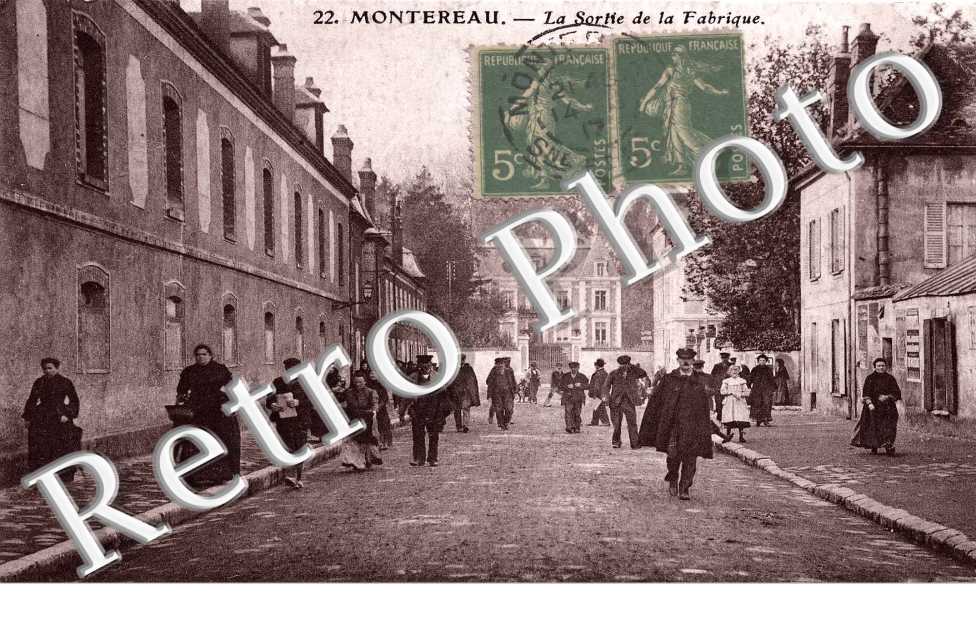 la sortie de la fabrique