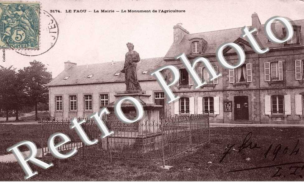 la mairie, le monument de l&#039;agriculture