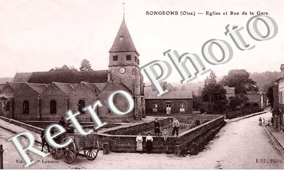 eglise et rue de la Gare
