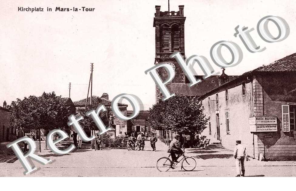 Kirchplatz - Feldpostkarte