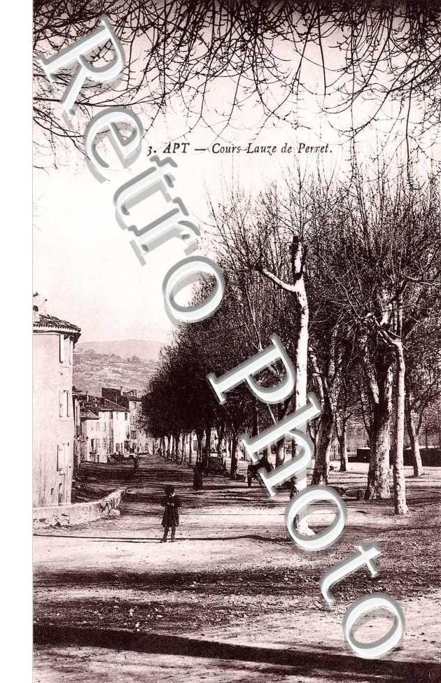 Cours Lauze de Perret