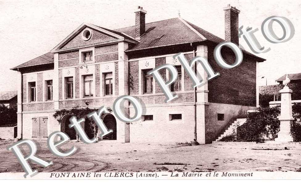 la Mairie et le Monument