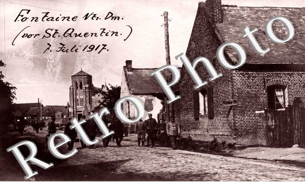 rue principale et église