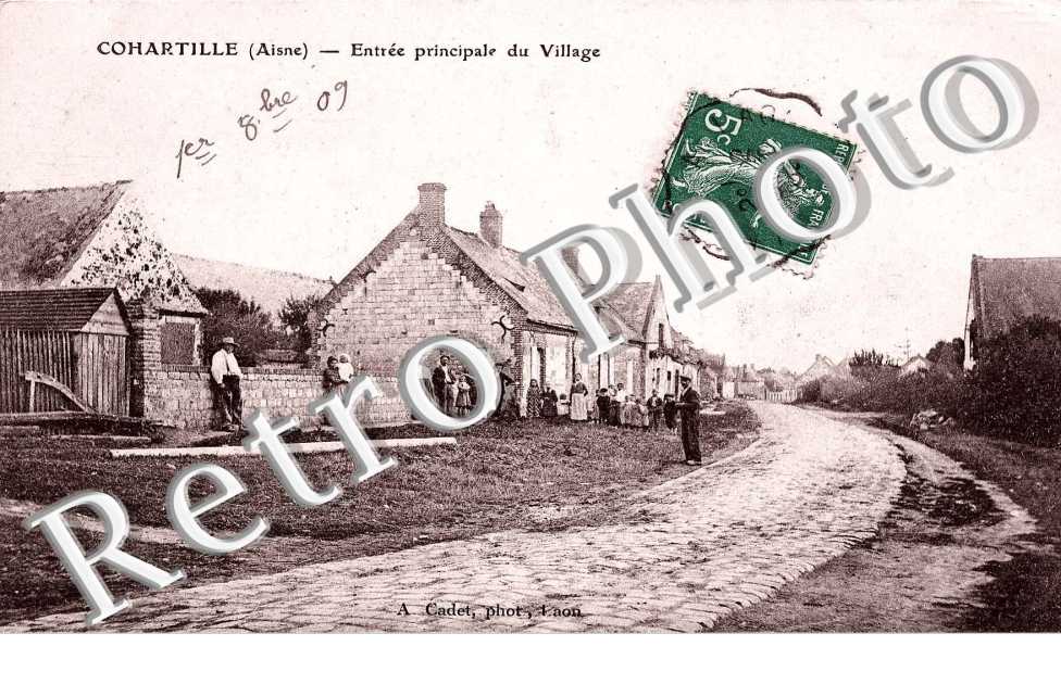 COHARTILLE entree principale du village