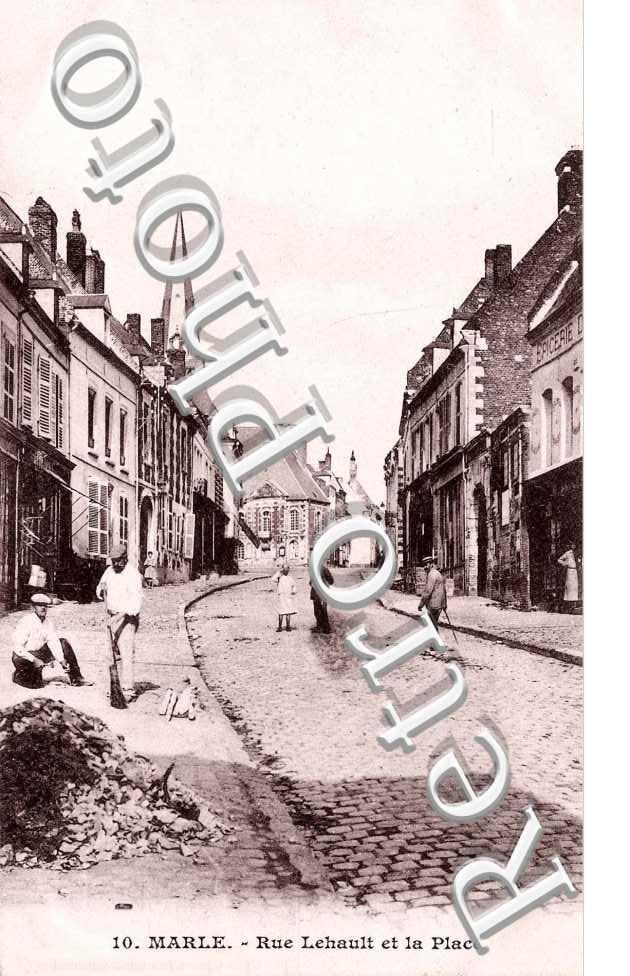 RUE Lehault et la place