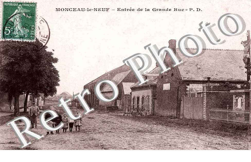 Entree de la Grande rue