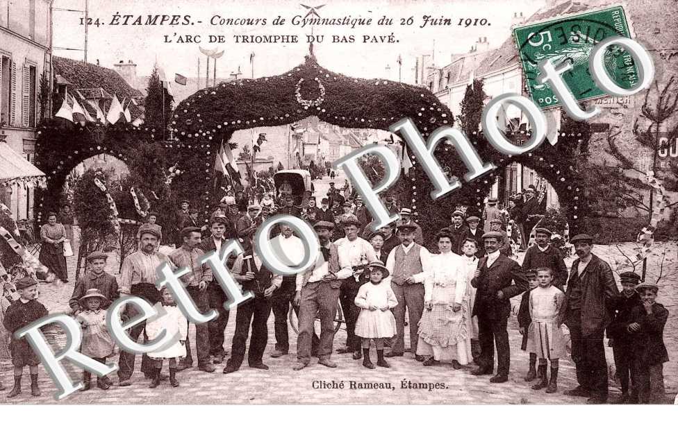 Concours de gymnastique (26 juin 1910) - Arc de triomphe du bas pave - sport