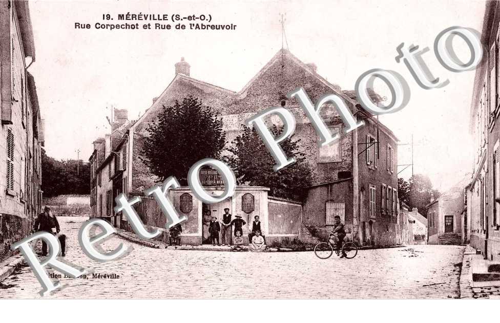 Rue Corpechot et rue de l'abrevoir