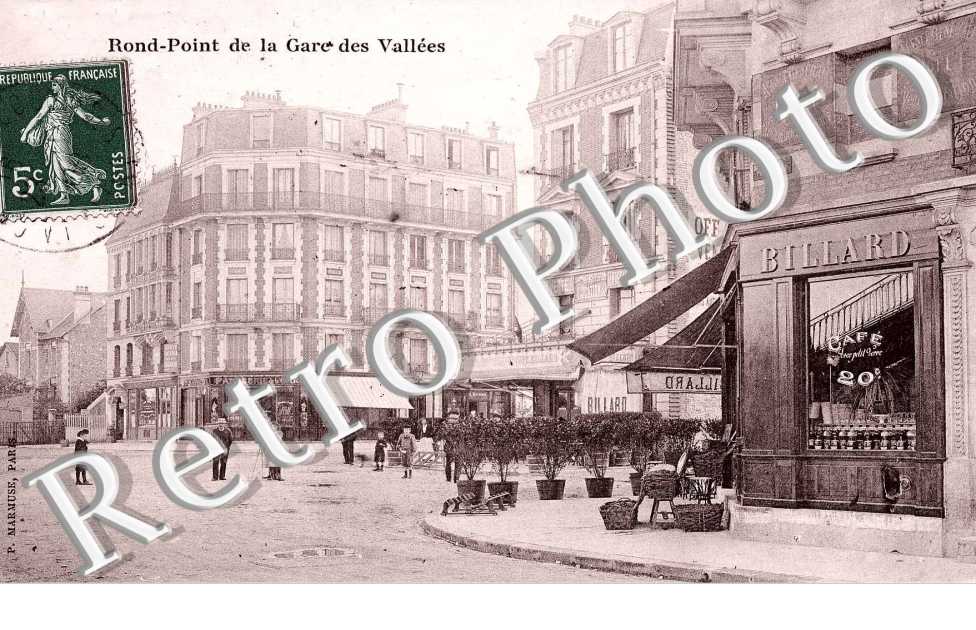 Rond Point de la Gare des Vallées