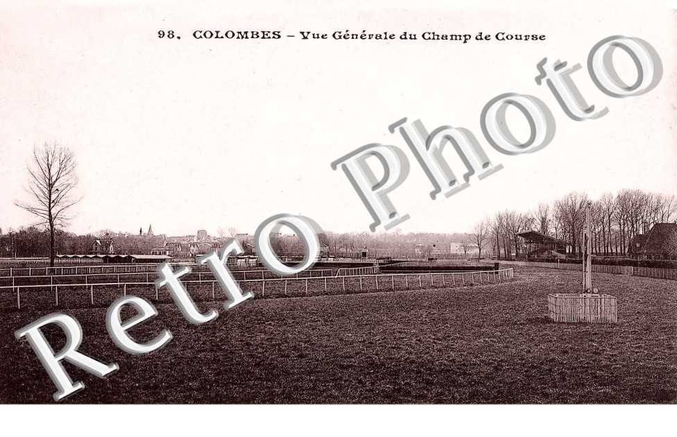 Vue generale du champ de course - sport