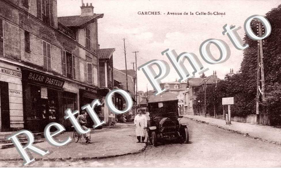 Avenue de la Celle-Saint-Cloud  - automobile
