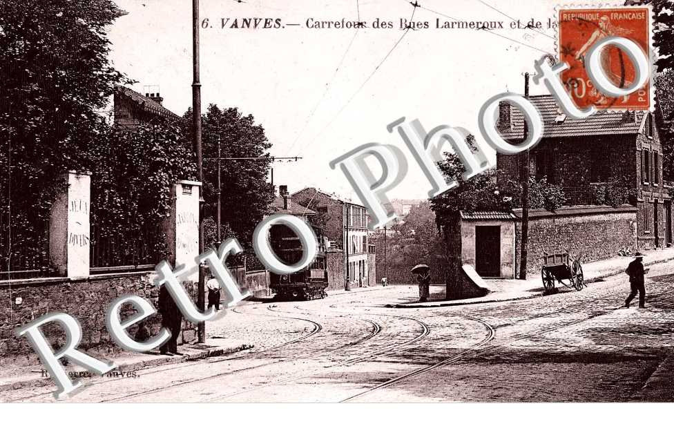 Carrefour des rues Larmeroux