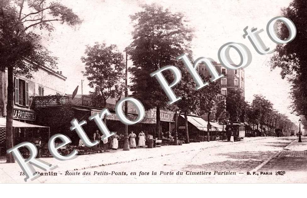 route des Petits-Ponts, en face la Porte deu cimetière Parisien