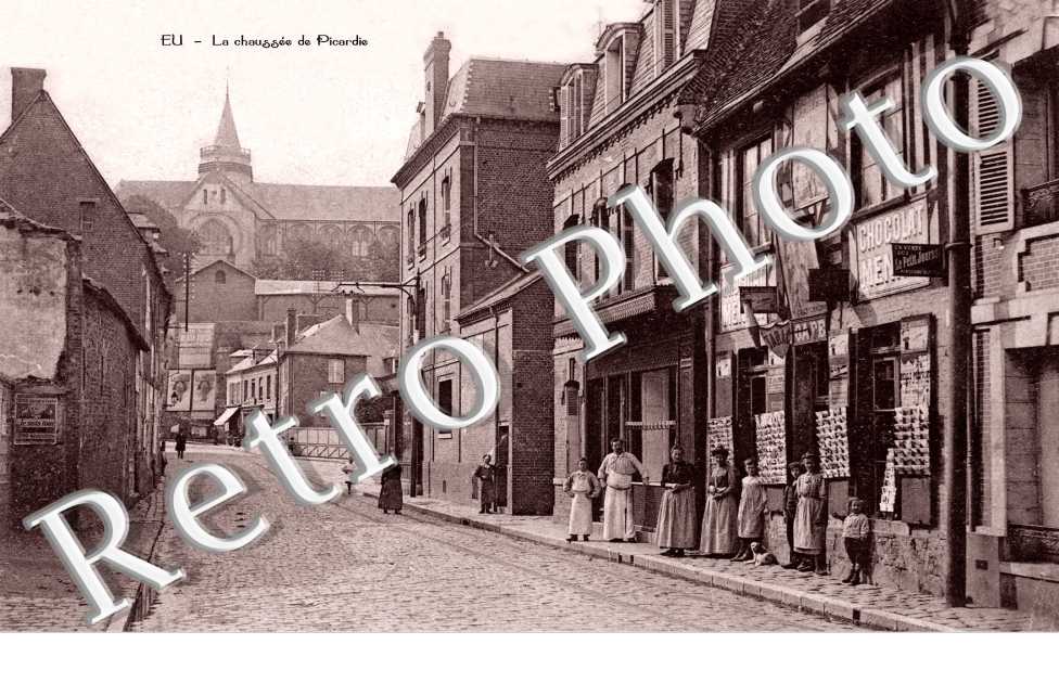La Chaussée de Picardie vers l'Eglise