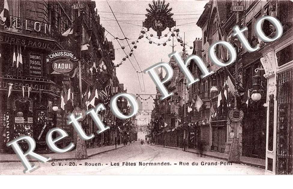 Les Fetes Normandes - La rue du Grand-pont